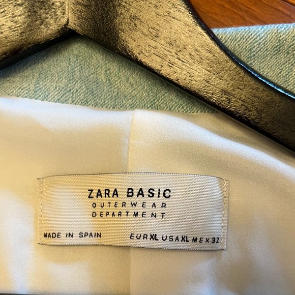 Zara Basic Outerwear Spring Coat Mint Green, white lining & button.  Size XL - Picture 7 of 9